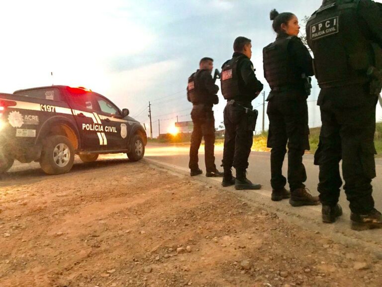 Polícia Civil deflagra operação “Alvearium” em Brasiléia, apreende droga e conduz cinco pessoas