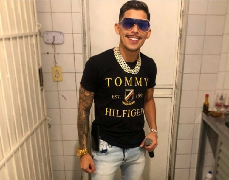 Morre cantor de forró baleado após sair de casa de shows