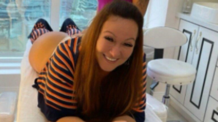 Vaidosa, mãe de Neymar faz tratamento para empinar o bumbum