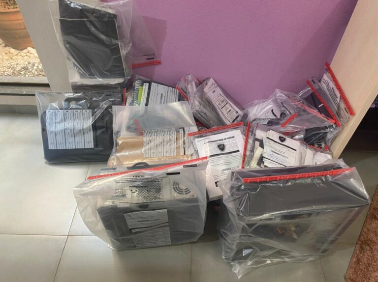 Preso em ação contra corrupção era o ‘braço direito’ do ex-prefeito e ‘quem assinava os cheques’, diz polícia