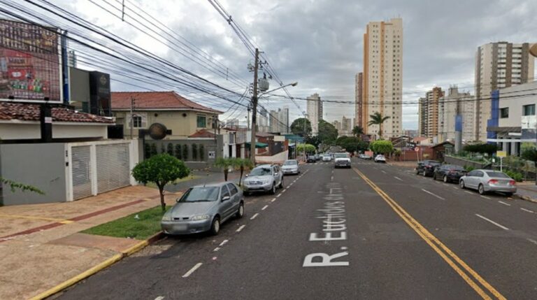 Um dia de fúria: Cadeirante bêbado dá socos em homem e ameaça policial em bar