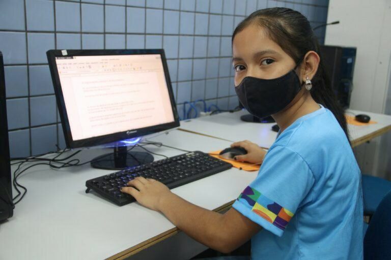 Estudante de 10 anos de Manaus é selecionada para fase nacional da Olimpíada de Informática
