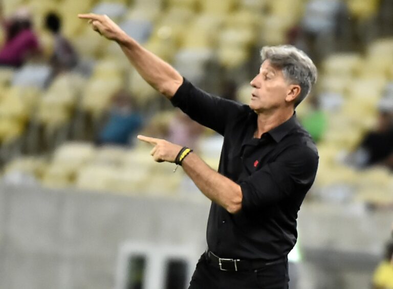 Flamengo anuncia saída de Renato Gaúcho; Mauricio Souza comandará a equipe até o fim do Brasileirão