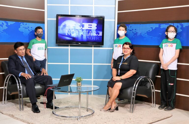 Alunos da Escola SESI visitam a TV Rio Branco e concedem entrevista