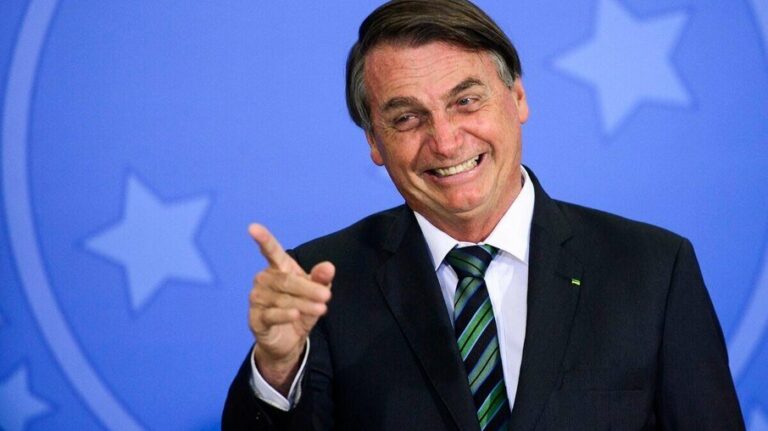 Em 3 anos, Bolsonaro cumpriu 1/3 das promessas de campanha