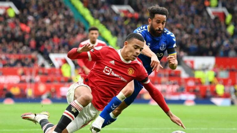 Premier League: United cede empate ao Everton em casa e perde a chance de assumir a ponta da competição