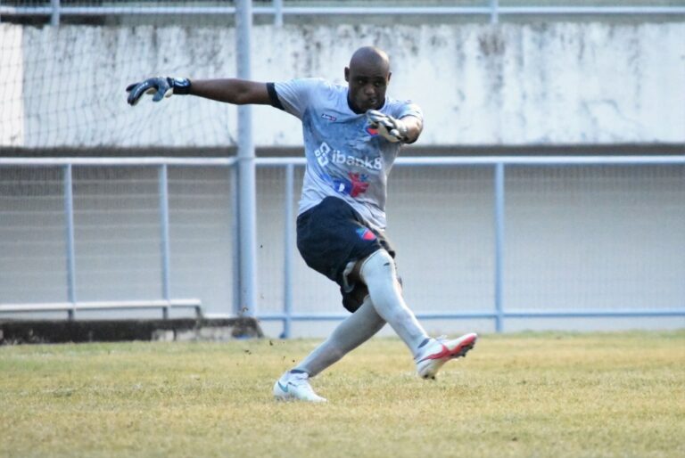 Tourão do Humaitá atropela o Galo Carijó, mas não leva o returno