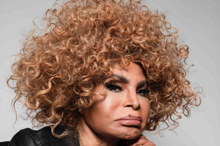 Elas por elas: Elza Soares ganha homenagem em show gratuito em Rio Branco