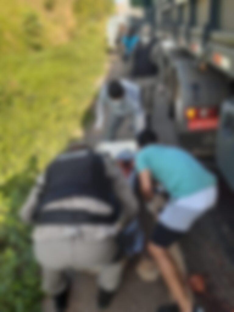 Idoso tem cabeça esmagada por carreta em rodovia no interior do Acre