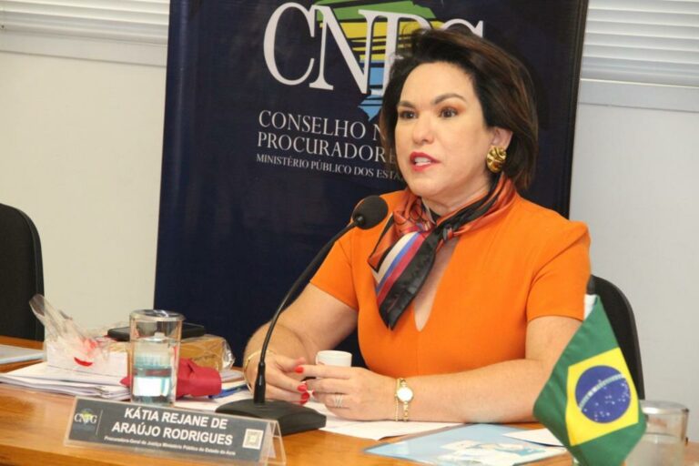 Kátia Rejane critica PEC que propõe mudanças no Ministério Público: “Um retrocesso”