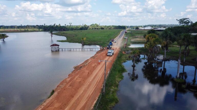 Deracre avança na recuperação da Rodovia AC-407, em Cruzeiro do Sul