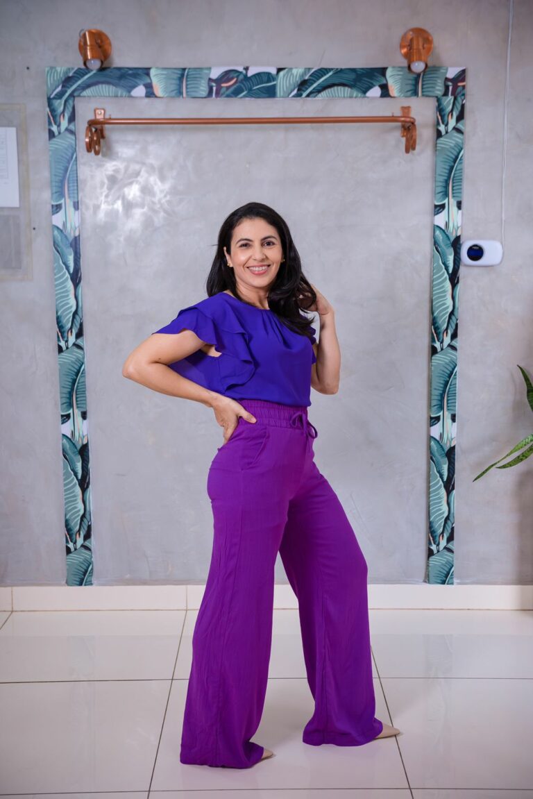 Acreana oferece consultoria de moda e estilo para identificar melhores cores e peças em você