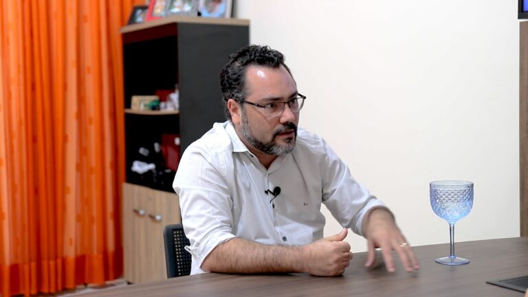 Diretor do Deracre, Petrônio recebe honraria da Câmara Brasileira de Cultura e Academia de Ciências e Artes