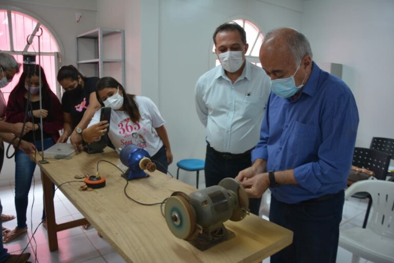 Na Casa Rosa Mulher, Bocalom anuncia investimentos para mulheres: “Alternativa de renda”