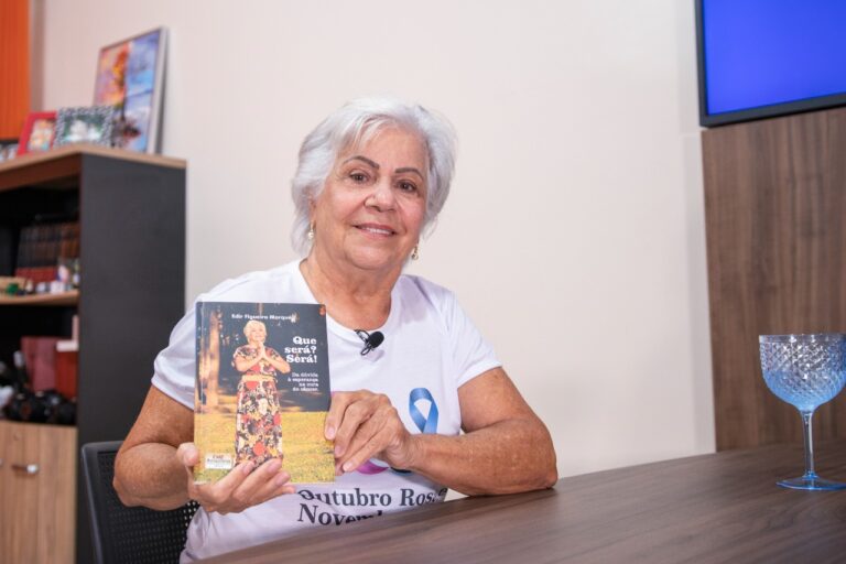 No AC, professora conta em livro como venceu o câncer e doará lucro para Hospital do Amor