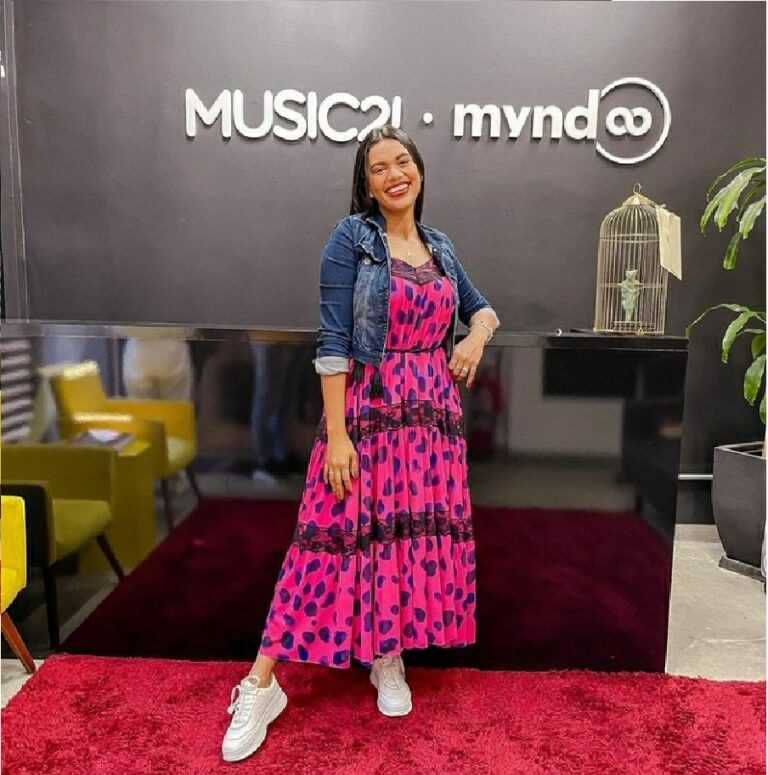 Influenciadora do AC assina contrato com a maior agência de entretenimento do país: “Mostraremos tudo de lindo que tem no meu Acre”