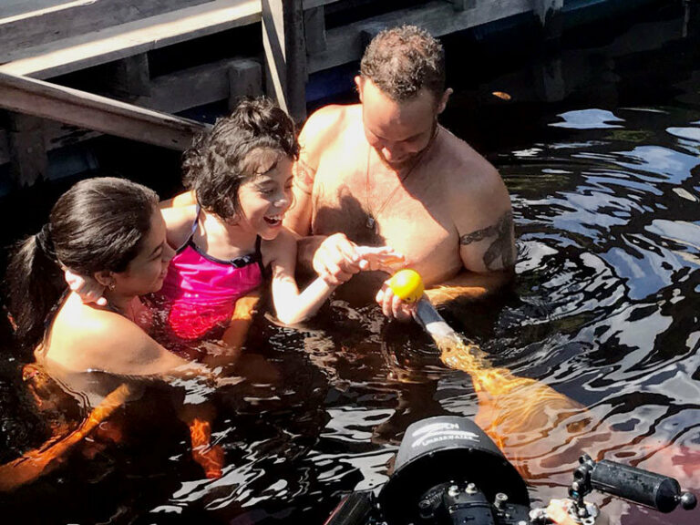 Sessões de ‘bototerapia’ voltam a ser realizadas no AM no tratamento de jovens com deficiência