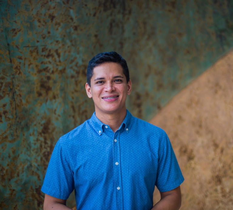 Associação pró-LGBTQIA+ emite nota de repúdio contra Carlos Gomes, acusado de agredir mulher trans na Capital