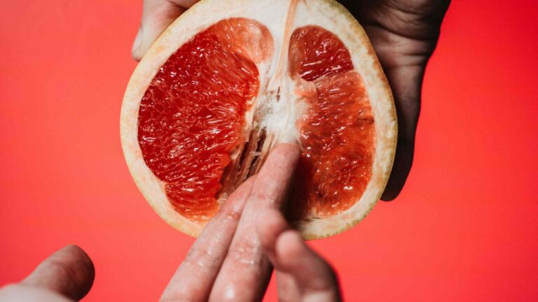 Masturbação: conheça os efeitos colaterais e os benefícios dessa prática