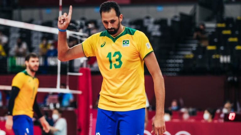 Mauricio Souza chega a 2 milhões de seguidores e diz que já negocia com novo clube de vôlei