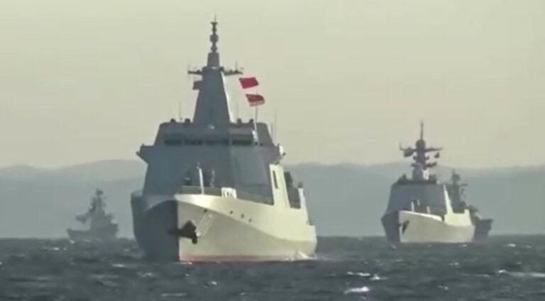 Por que a patrulha com navios de guerra de China e Rússia preocupa o Japão