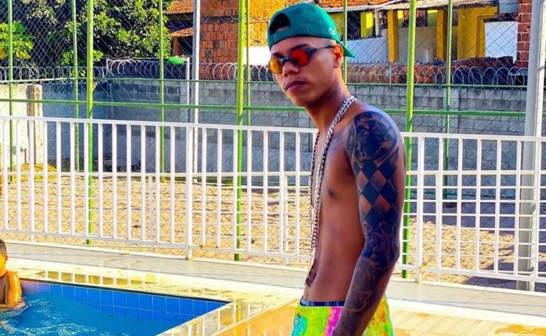 MC Kevin é preso por suspeita de homicídio uma semana após ser detido por furar blitz da PM