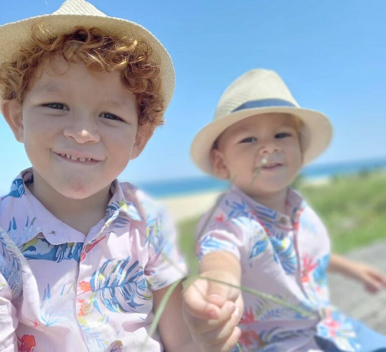 Adolescente confessou para a mãe que matou os próprios irmãos, diz vizinha da família