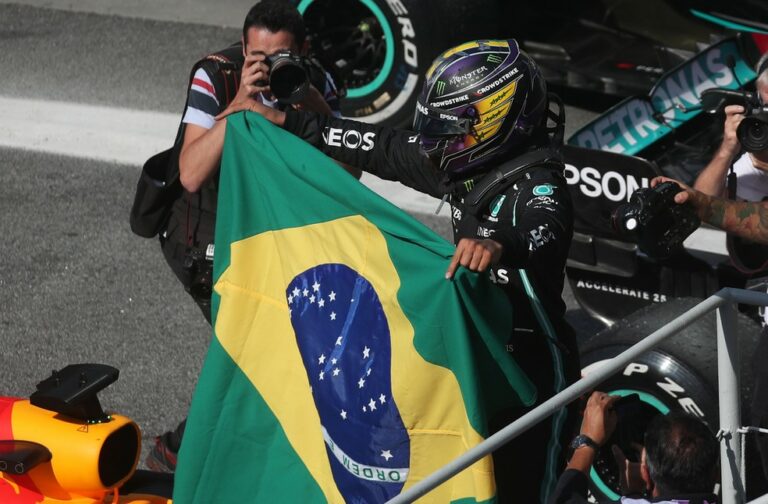 Do 10º lugar, Hamilton vence após duelo épico com Verstappen no GP de São Paulo
