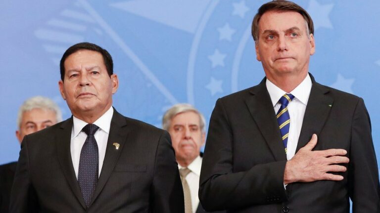 Eleições: Mourão diz que Bolsonaro ‘precisa ter palanque em todos os estados’