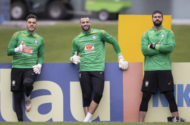 Weverton é de nível mundial e está entre os 10 melhores goleiros do mundo, afirma Alisson
