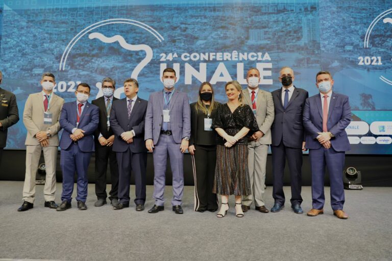 Comitiva do Acre é destaque na abertura da 24ª Conferência da UNALE