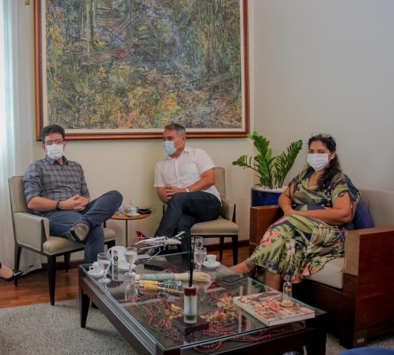 Gladson Cameli agradece Degmar Kinpara e anuncia nova presidente do IMC