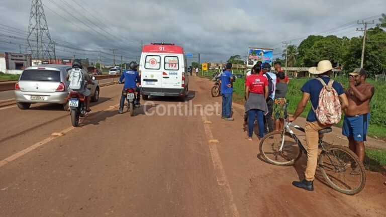 Estudante de escola pública é atropelado ao se desequilibrar e cair na BR-364