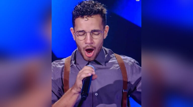 Tenor Gustavo Matias, professor de música da Lorén Medeiros, avança de fase no The Voice Brasil