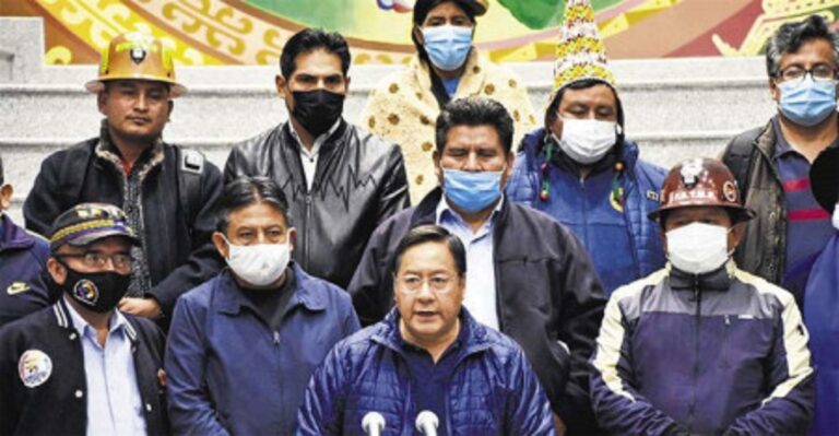 Presidente da Bolívia revoga Lei e manifestantes encerram com “Paro”