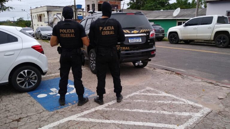 PF cumpre 24 mandados no Juruá e apreende cerca de R$ 99 mil em esquema de ‘delivery de drogas’