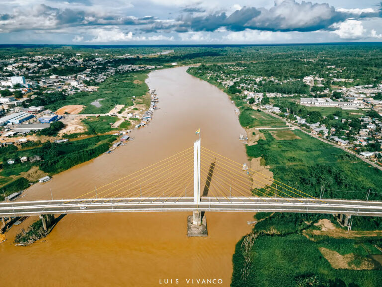Ponte da União em Cruzeiro do Sul
