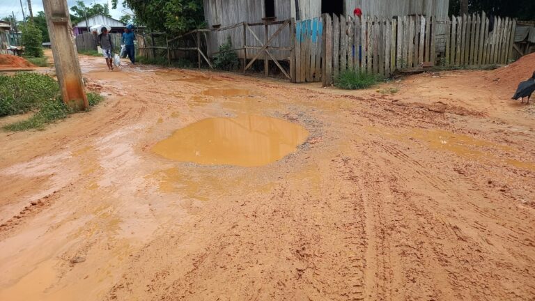 Vereador Jacamin cobra da Prefeitura melhorias em ruas de Sena Madureira