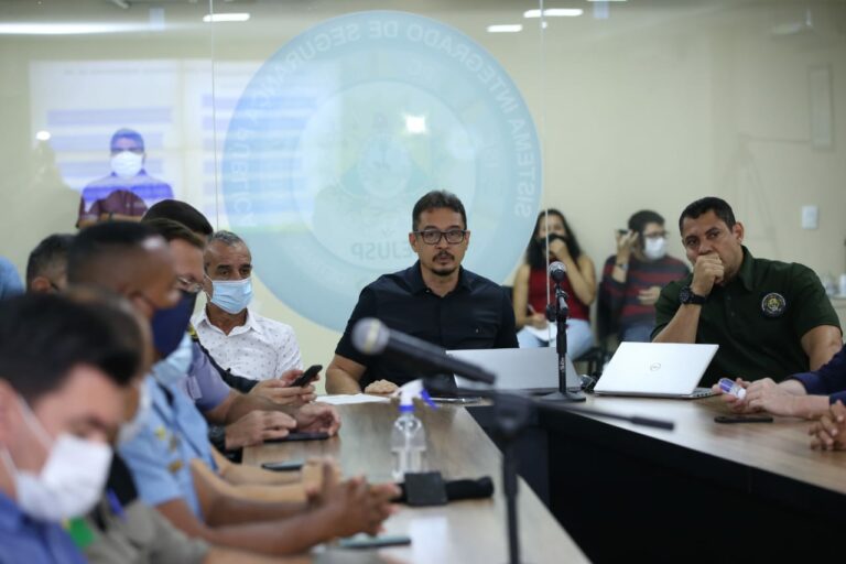 Crimes fronteiriços pautam reunião entre  autoridades da Segurança e vereadores do Alto Acre 