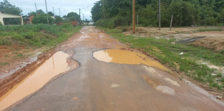 Moradores do Florentino, em Sena, denunciam situação crítica de estrada e cobram providências de Mazinho