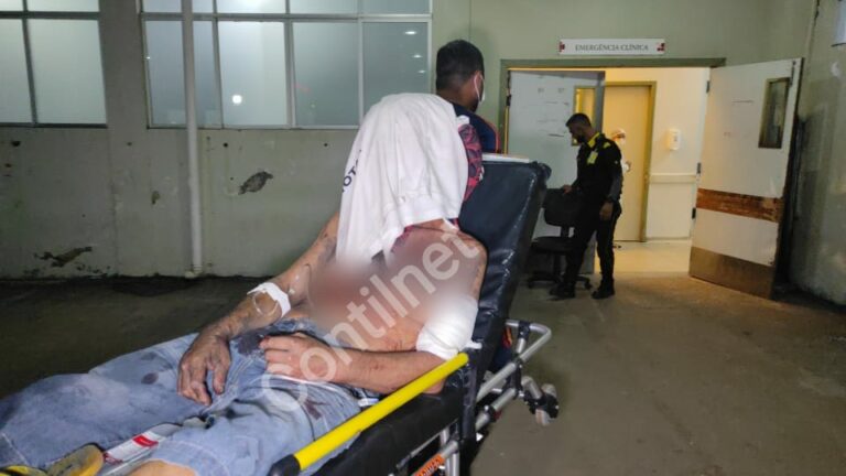 Homem leva três facadas, consegue correr para pedir ajuda e vai parar em estado grave no PS de Rio Branco