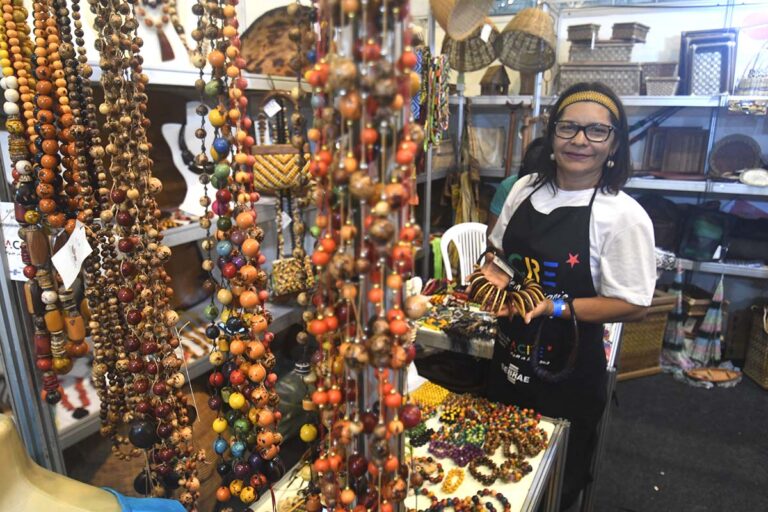 Governo do AC abre inscrições para artesãos acreanos participarem de feira em Pernambuco