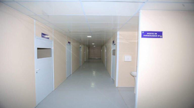 Duas pessoas dão entrada na clínica Covid do Hospital de Campanha nas últimas 24 horas
