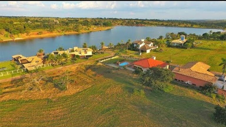 Antes de se afogar e morrer, jovem brincava às margens de lago em condomínio de luxo; veja orientações