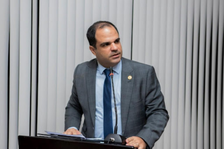 Gladson decide reconduzir João  Paulo Setti ao cargo de procurador-geral do Estado