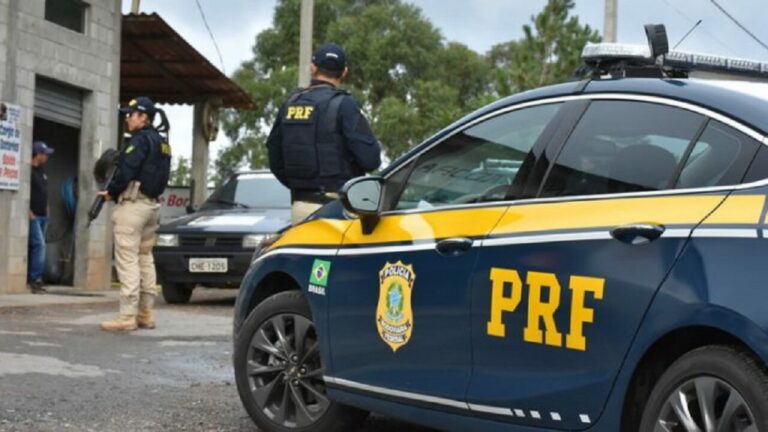 Agentes da PRF são mortos por homem em situação de rua que tentavam ajudar