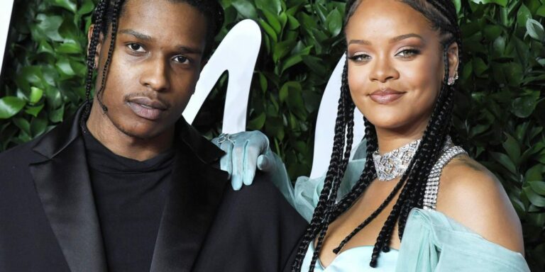 Rihanna está grávida de seu primeiro filho, afirma site