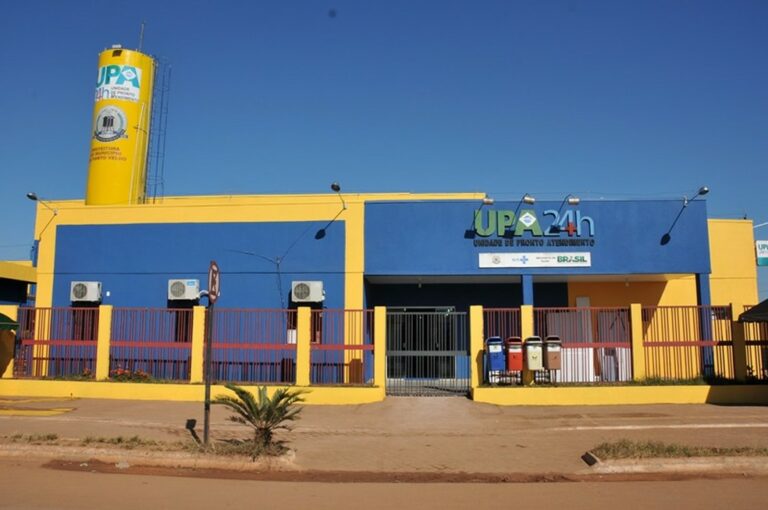 Bebê de 8 meses morre atropelado após irmão soltar freio de carro estacionado