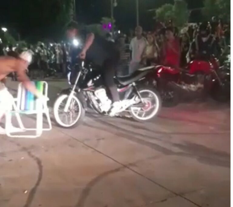 Foragido de 20 anos é preso com revólver e diz que pretendia vingar assassinato durante ‘rolezinho’