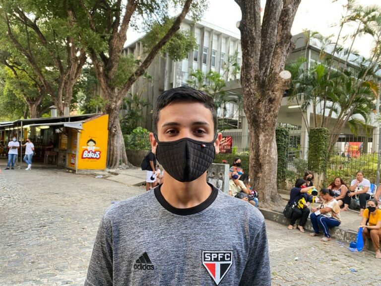 Estudantes avaliam segundo dia de provas do Enem como fácil, mas trabalhoso